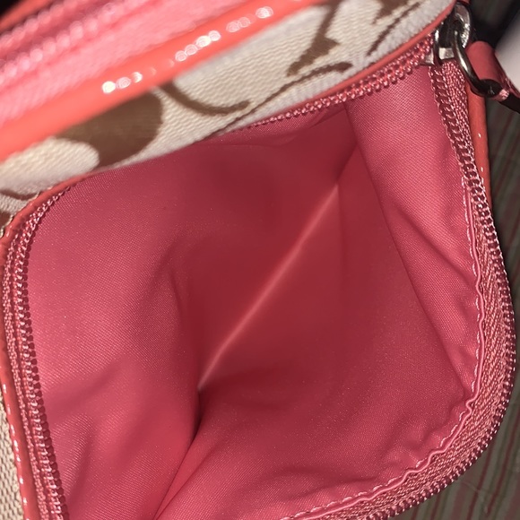 Coach purse - Picture 9 of 10